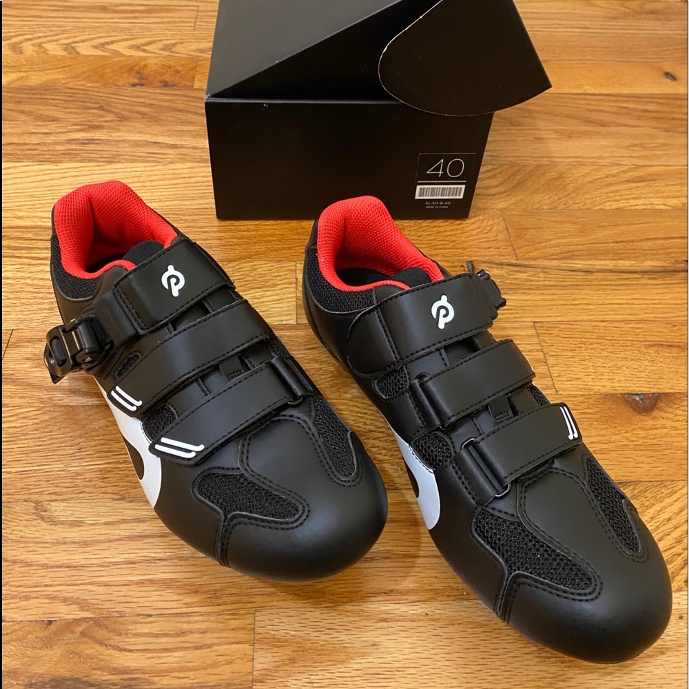 Brand new Peloton cycling clip on shoes in size 40. Never been worn.